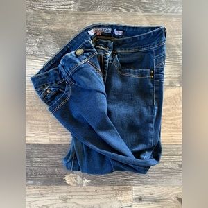 Yumi Women’s Midrise Jeans Size 11